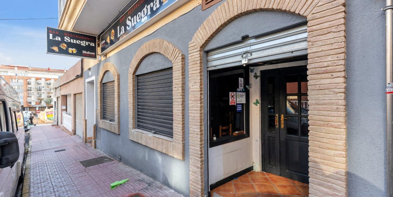 Rynek wtórny - Lokal handlowy -
Torrevieja - Estacion de autobuses