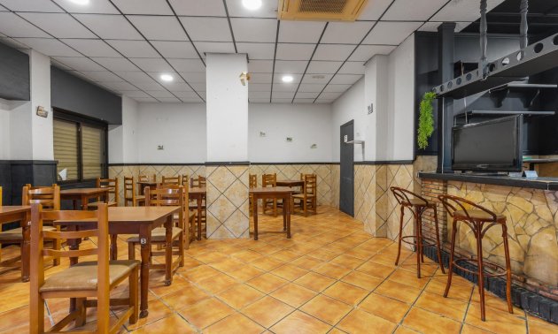 Rynek wtórny - Lokal handlowy -
Torrevieja - Estacion de autobuses