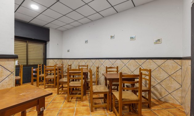 Rynek wtórny - Lokal handlowy -
Torrevieja - Estacion de autobuses