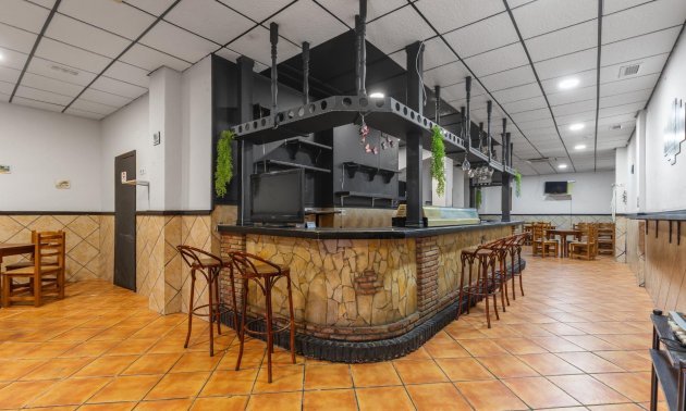 Rynek wtórny - Lokal handlowy -
Torrevieja - Estacion de autobuses