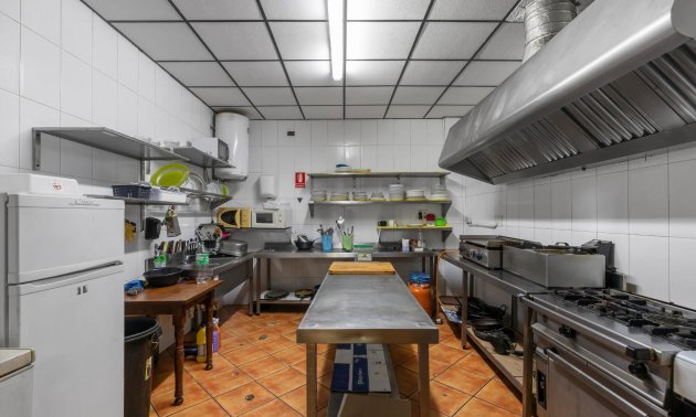 Rynek wtórny - Lokal handlowy -
Torrevieja - Estacion de autobuses