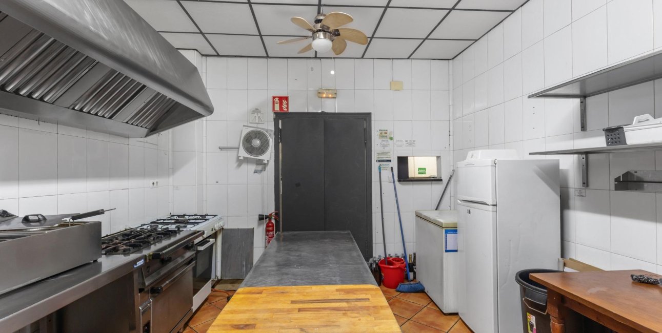 Rynek wtórny - Lokal handlowy -
Torrevieja - Estacion de autobuses