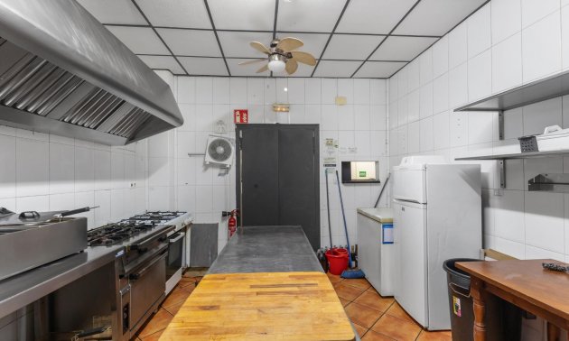 Rynek wtórny - Lokal handlowy -
Torrevieja - Estacion de autobuses