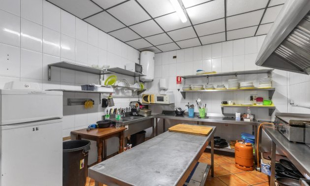 Rynek wtórny - Lokal handlowy -
Torrevieja - Estacion de autobuses