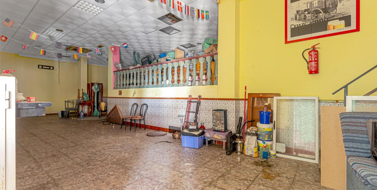 Resale - Commercial -
Torrevieja - Playa del Cura
