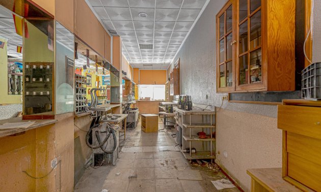 Resale - Commercial -
Torrevieja - Playa del Cura