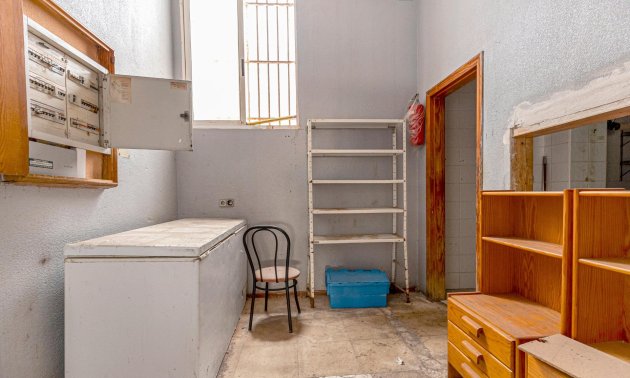 Resale - Commercial -
Torrevieja - Playa del Cura