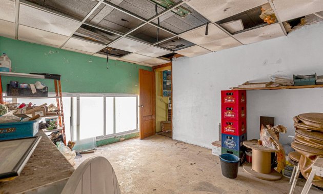 Resale - Commercial -
Torrevieja - Playa del Cura