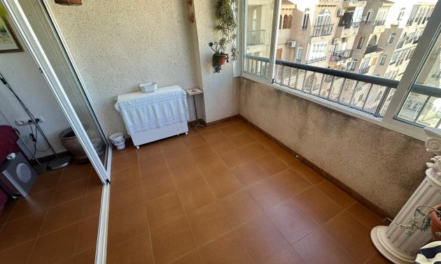 Reventa - Ático -
Torrevieja - La Mata