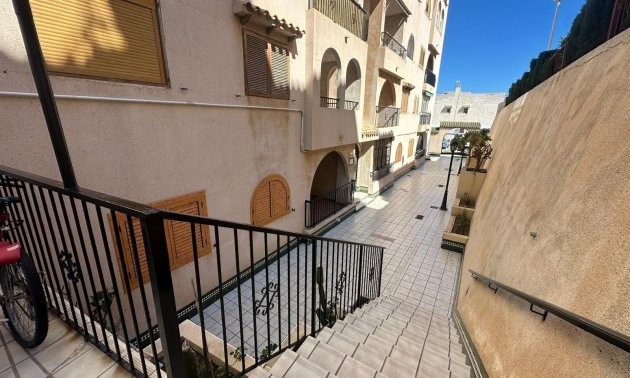 Reventa - Ático -
Torrevieja - La Mata