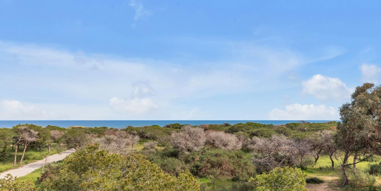 Resale - Villa -
Guardamar del Segura - Urbanizaciones