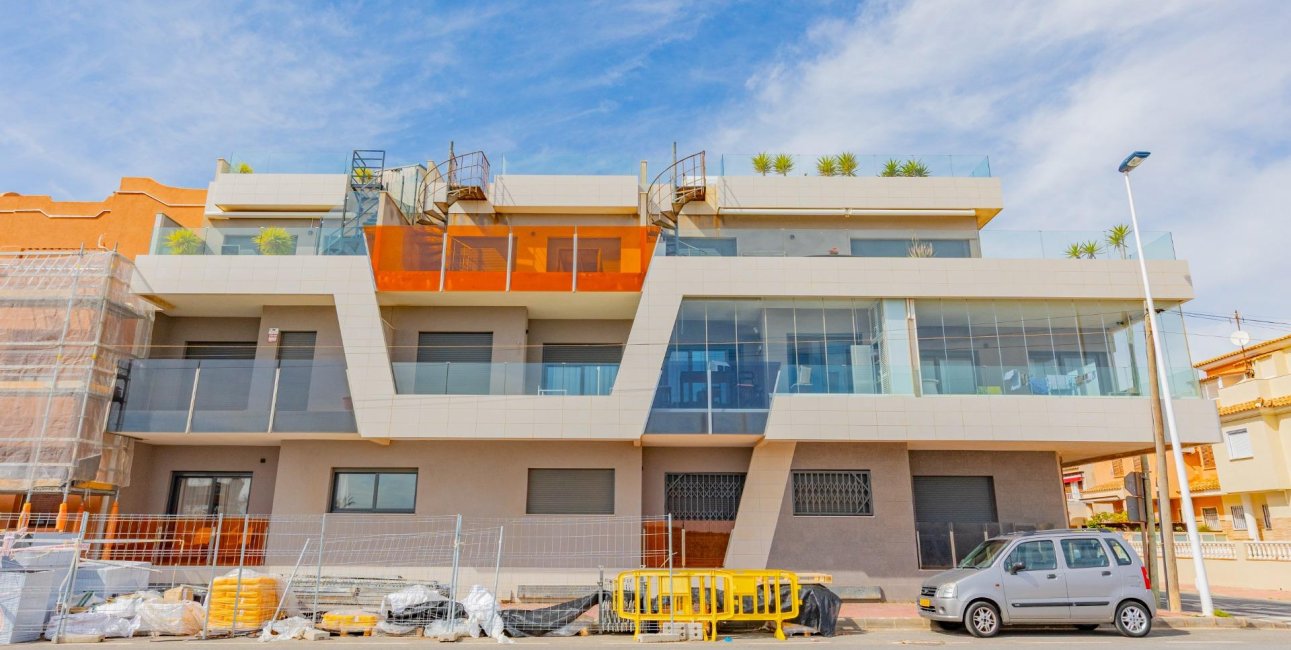 Resale - Apartment / flat -
Torrevieja - Frutales - Rosaleda