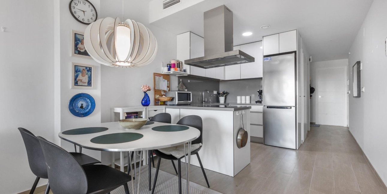 Resale - Apartment / flat -
Torrevieja - Frutales - Rosaleda