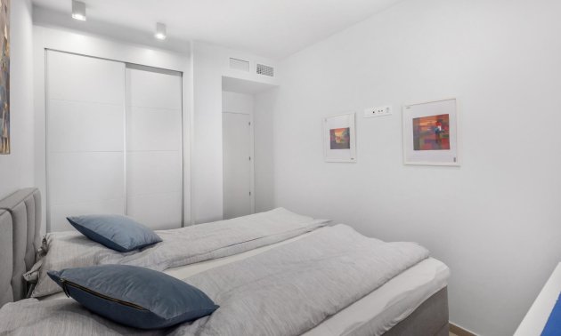 Resale - Apartment / flat -
Torrevieja - Frutales - Rosaleda