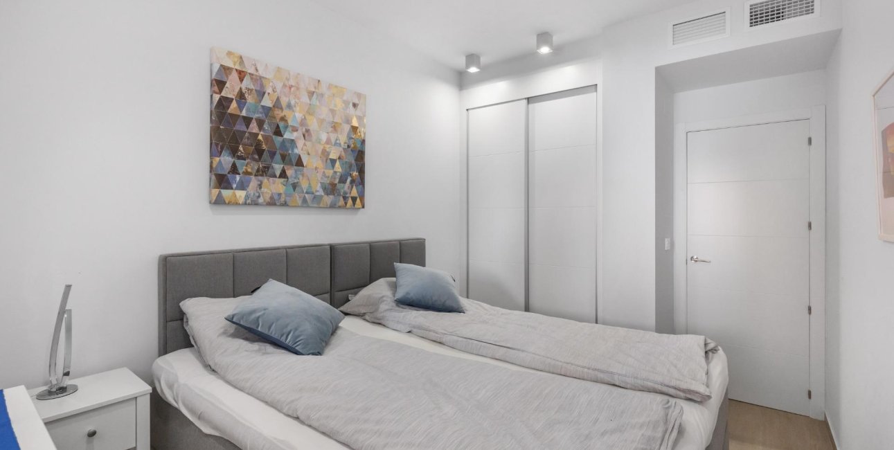 Resale - Apartment / flat -
Torrevieja - Frutales - Rosaleda