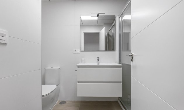 Resale - Apartment / flat -
Torrevieja - Frutales - Rosaleda