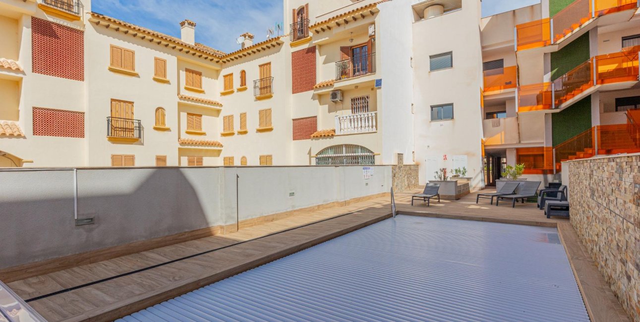 Resale - Apartment / flat -
Torrevieja - Frutales - Rosaleda