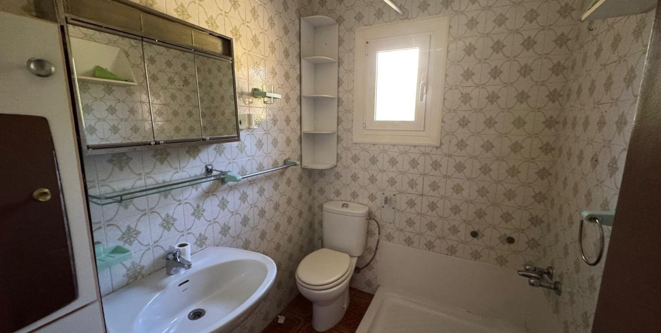 Resale - Villa -
Torrevieja - Los Balcones - Los Altos del Edén