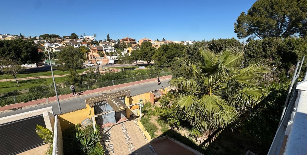 Resale - Villa -
Torrevieja - Los Balcones - Los Altos del Edén