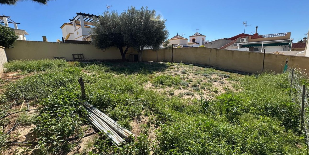 Resale - Villa -
Torrevieja - Los Balcones - Los Altos del Edén