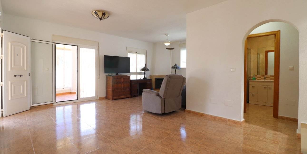 Resale - Villa -
Ciudad Quesada - Atalayas