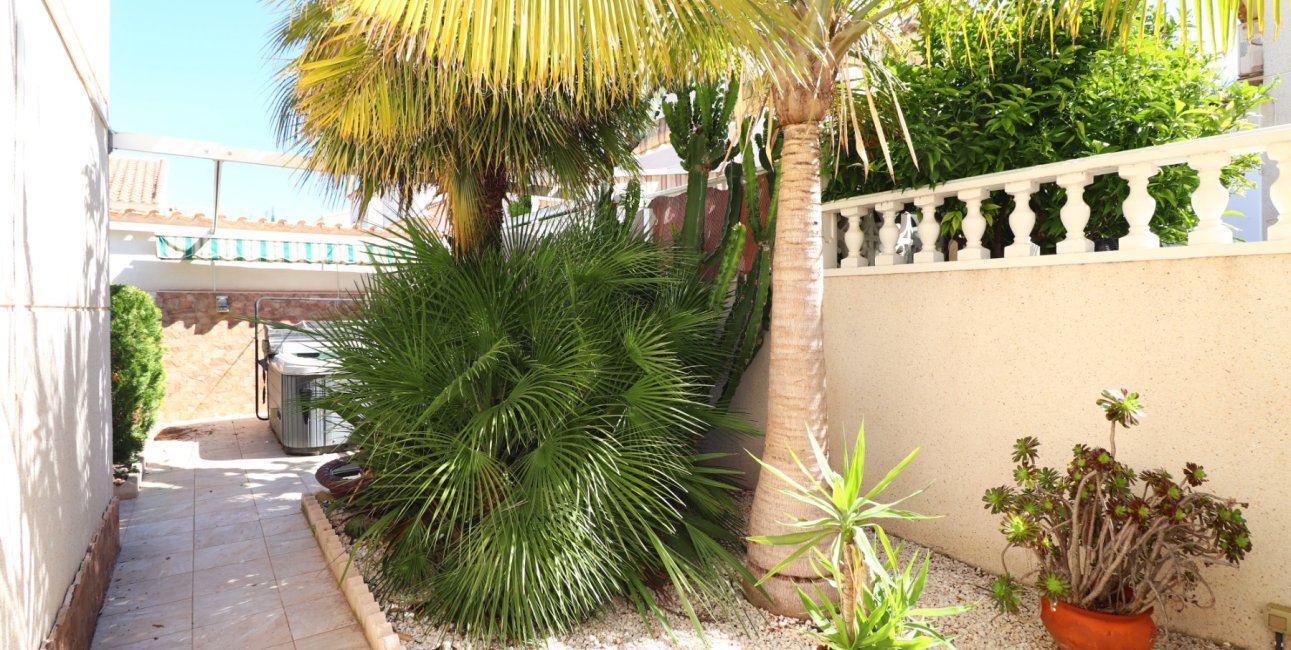 Resale - Villa -
Ciudad Quesada - Atalayas