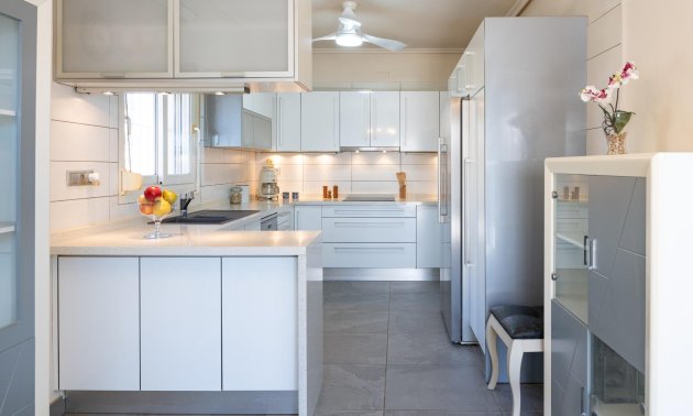 Resale - Villa -
Orihuela Costa - Playa Flamenca