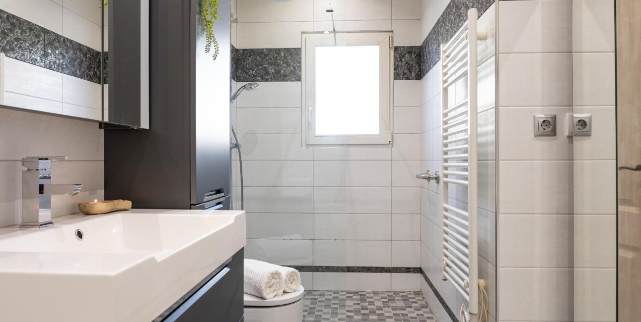 Resale - Villa -
Orihuela Costa - Playa Flamenca