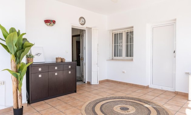 Resale - Villa -
Orihuela Costa - Playa Flamenca