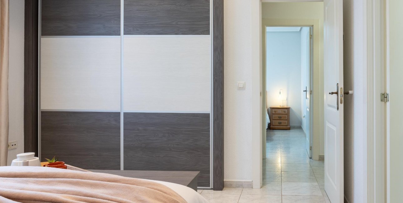 Resale - Villa -
Orihuela Costa - Playa Flamenca