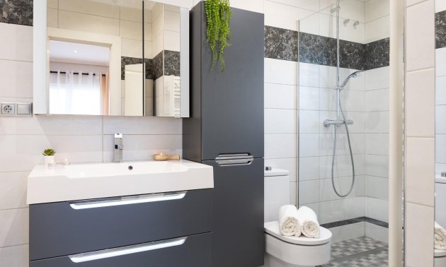 Resale - Villa -
Orihuela Costa - Playa Flamenca