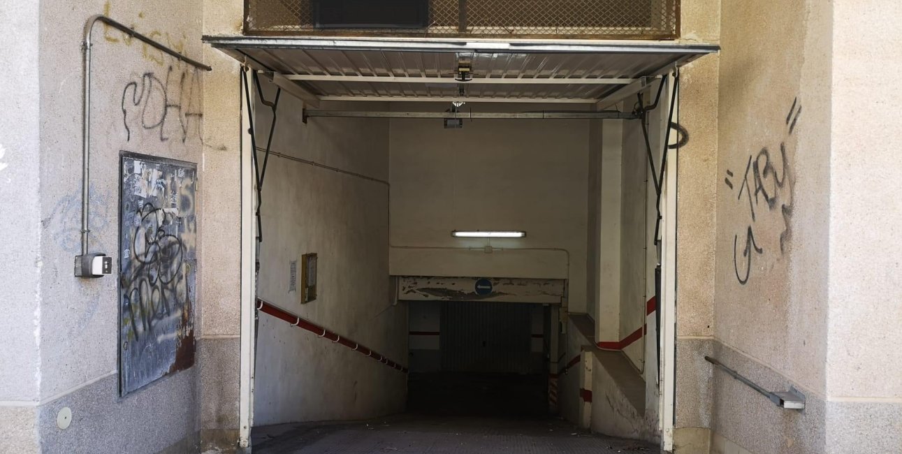 Rynek wtórny - Garaż -
Torrevieja - Playa de los Locos