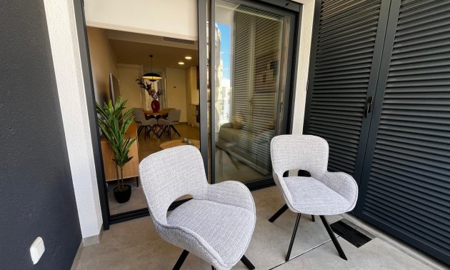 Resale - Apartment / flat -
Torrevieja - Playa de El Cura