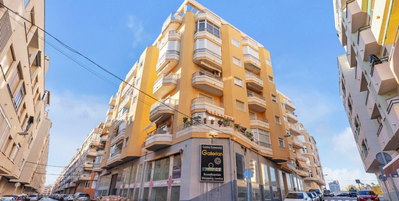 Rynek wtórny - Mieszkanie  -
Torrevieja - Playa del Cura