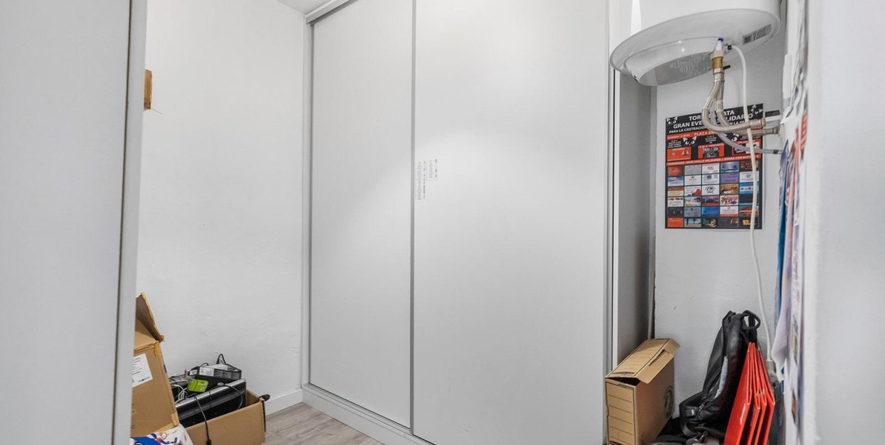 Rynek wtórny - Lokal handlowy -
Torrevieja - La Mata