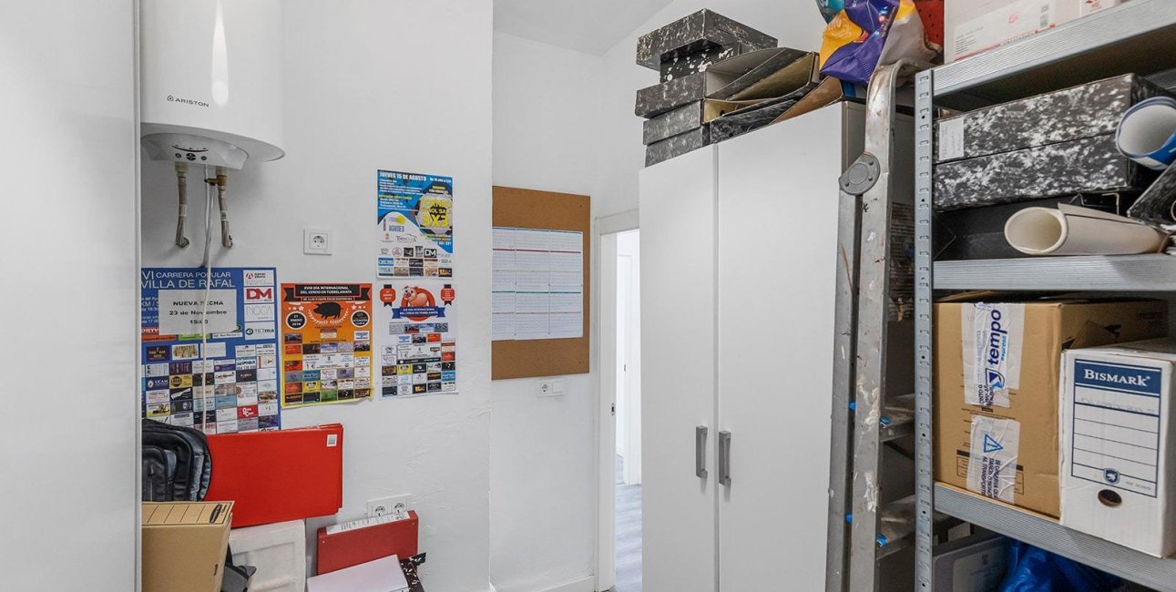 Rynek wtórny - Lokal handlowy -
Torrevieja - La Mata