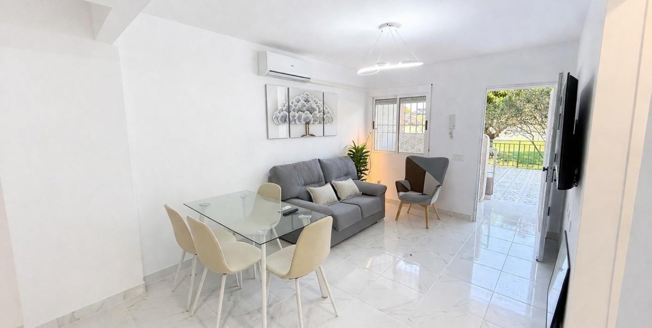 Rynek wtórny - Mieszkanie  -
Torrevieja - Parque de las Naciones