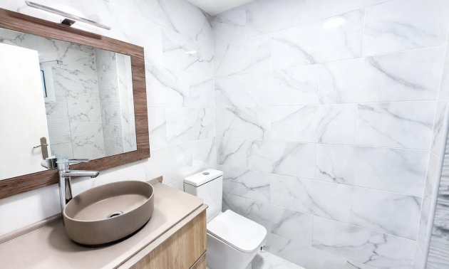 Rynek wtórny - Mieszkanie  -
Torrevieja - Parque de las Naciones