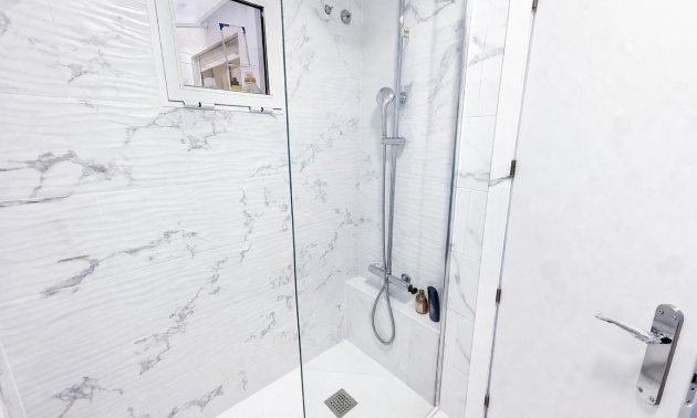 Rynek wtórny - Mieszkanie  -
Torrevieja - Parque de las Naciones