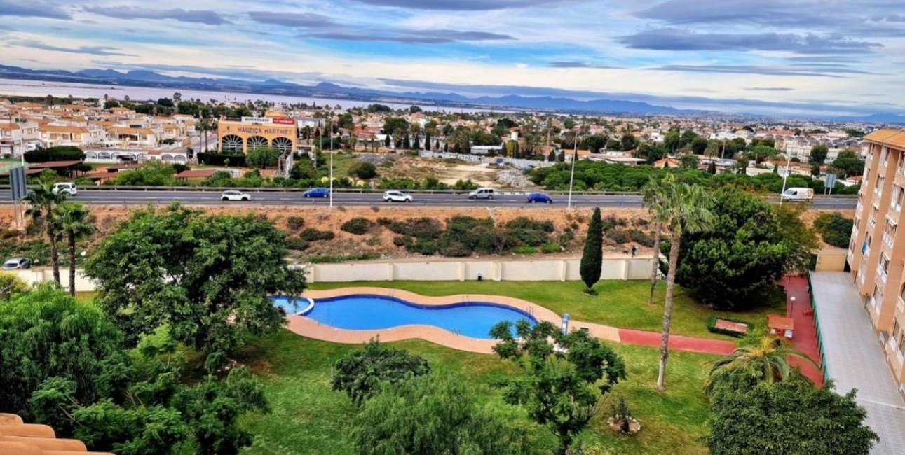 Rynek wtórny - Mieszkanie  -
Torrevieja - Parque de las Naciones