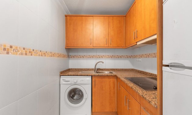 Resale - Apartment / flat -
Torrevieja - Centro