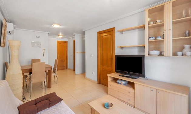 Resale - Apartment / flat -
Torrevieja - Centro