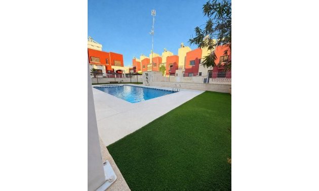 Resale - Townhouse -
Torrevieja - Aguas Nuevas