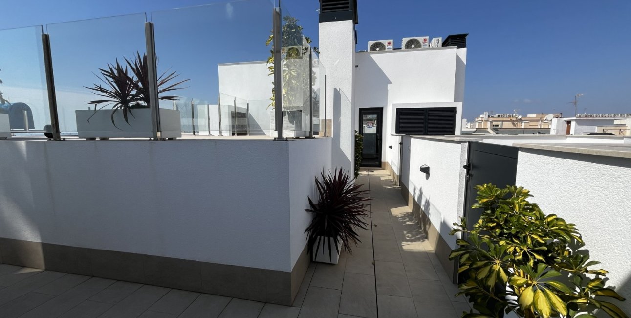 Resale - Apartment / flat -
Torrevieja - Playa de El Cura