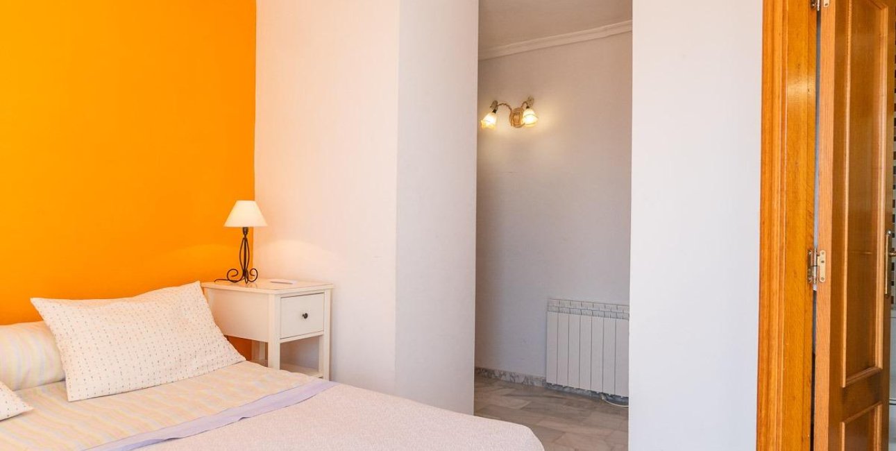 Resale - Villa -
Torrevieja - Cala de cabo cervera