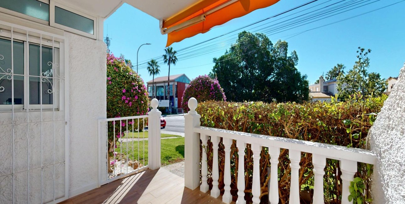 Rynek wtórny - Bungalowy -
Orihuela Costa - Villamartín-Las Filipinas