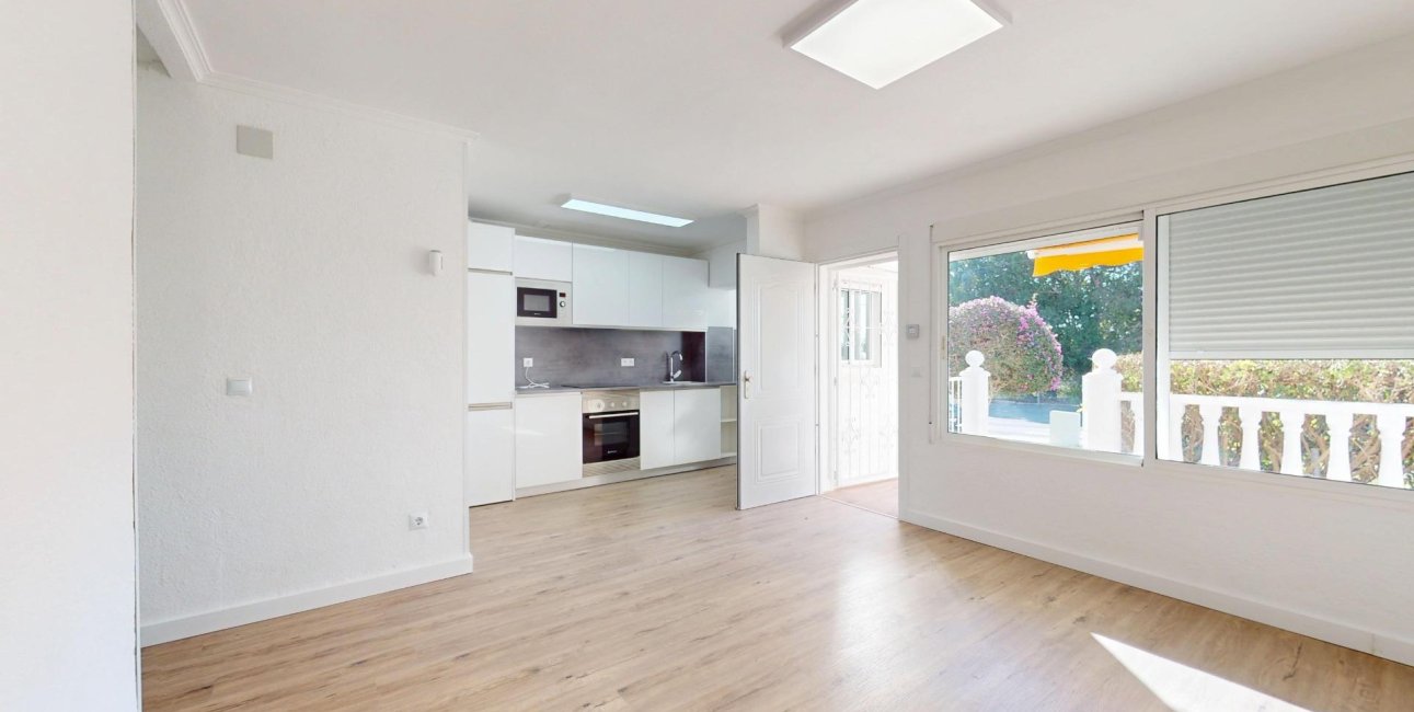 Rynek wtórny - Bungalowy -
Orihuela Costa - Villamartín-Las Filipinas