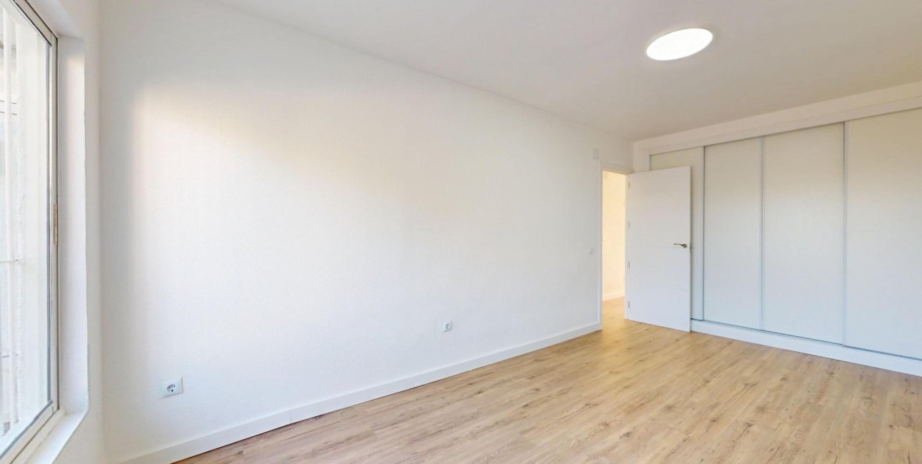 Rynek wtórny - Bungalowy -
Orihuela Costa - Villamartín-Las Filipinas