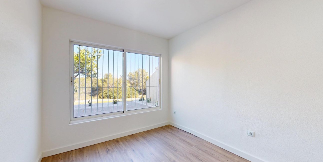 Rynek wtórny - Bungalowy -
Orihuela Costa - Villamartín-Las Filipinas