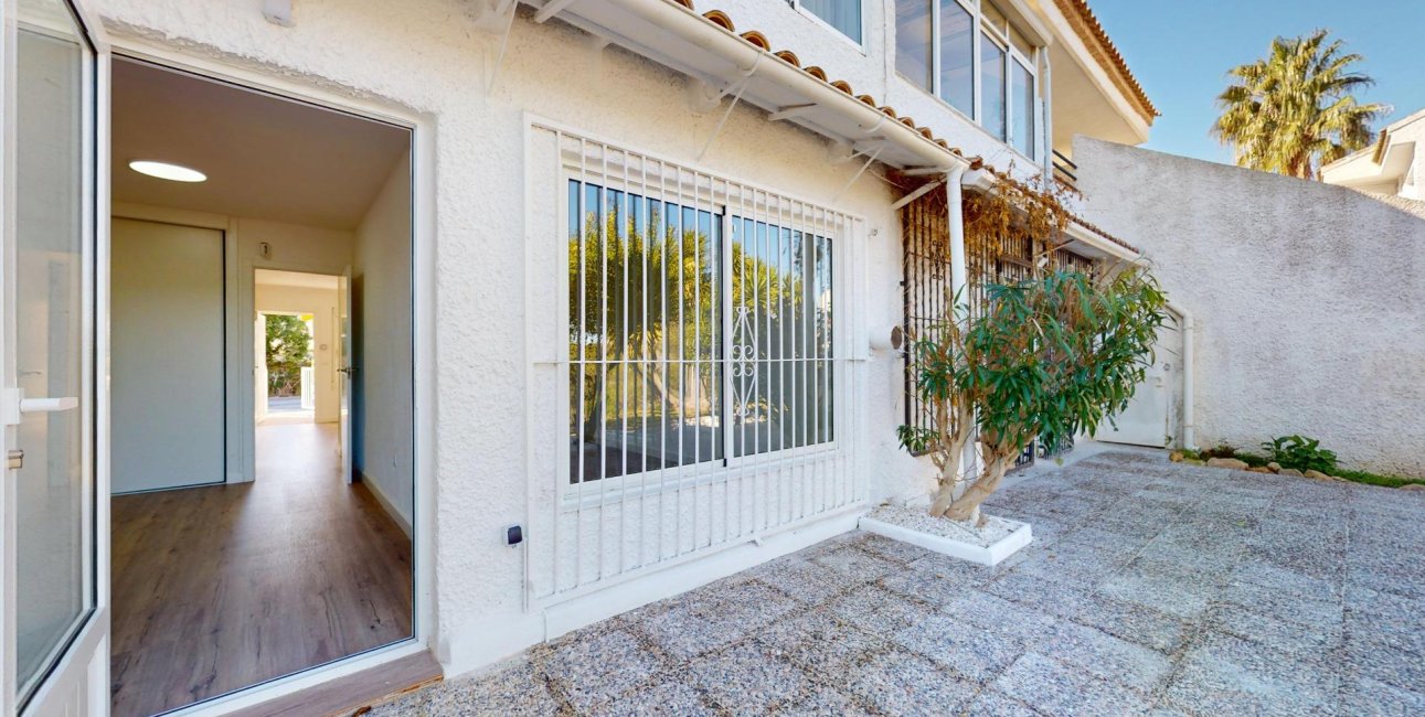 Rynek wtórny - Bungalowy -
Orihuela Costa - Villamartín-Las Filipinas